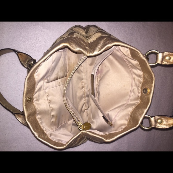 Authentic coach Gold monogram purse - Picture 3 of 6